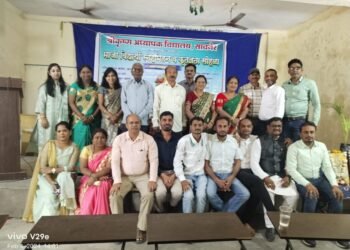 16 वर्षांनी आले श्रीकृष्ण अध्यापक प्रशिक्षण विद्यालय सावनेर येथील विद्यार्थी सहपरिवार एकत्र.