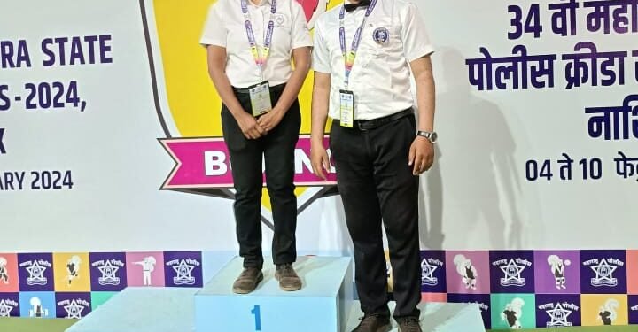 वर्षा कोयचाळे बॉक्सिंग रेफरी बेस्ट जज् म्हणून सन्मानीत.