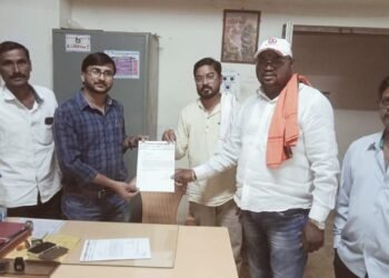 झिंगानुर, आसरलली, जारावडी, कसनसुर परीसरात BSNL स्विच ऑफ, नागरिक मोबाईल नेटवर्क मुळे त्रस्त.