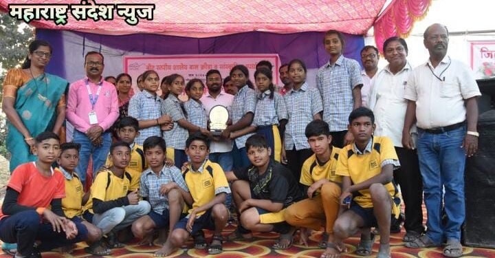 शिक्षणासोबत क्रीडा व सांस्कृतिक क्षेत्रांतही विद्यार्थ्यांचे भविष्य: अभिजित धोटे