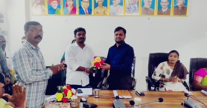 एटापल्ली नगरपंचायत मध्ये सभापती निवडणूक अविरोध, सलग तिसऱ्यांदा बांधकाम सभापती म्हणून राघवेंद्र सुल्वावार यांची निवड.