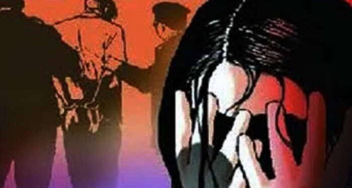 पुण्यात नराधम अकॅडमीच्या संचालकाने केला अल्पवयीन विद्यार्थिनीवर लैंगिक अत्याचार.