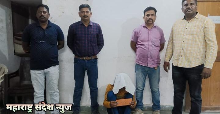 बॅंकेमध्ये हातचलाखी करून लोकांची आर्थिक फसवणुक करणारा अट्टळ गुन्हेगार स्थानिक गुन्हे शाखेच्या जाळ्यात.