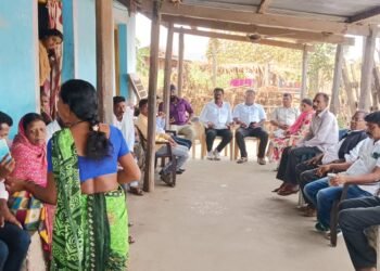 उमानुर येथे आगामी लोकसभा निवडणुकी बाबत तसेच येथील गावातील समस्या बाबत चर्चा.