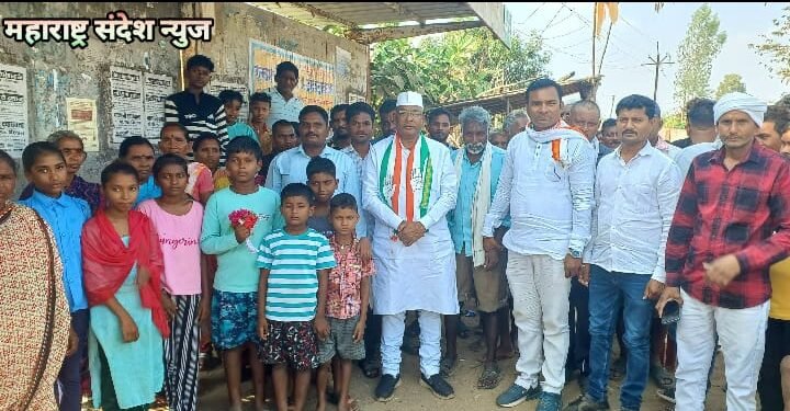 कमलापूर व छल्लेवाडा येथे आगामी निवळणुकीच्या अनुषंगाने विविध विषयावर चर्चा.