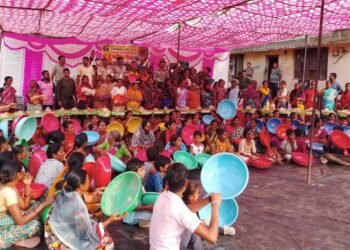 रेपणपल्ली उपपोलीस स्टेशन अंतर्गत दादालोरा खिडकीच्या माध्यमातून भव्य महिला मेळावा तसेच विविध उपक्रम.