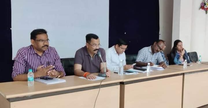 आदर्श आचार संहितेचे पालन करण्याच्या सहाय्यक निवडणूक निर्णय अधिकाऱ्याच्या सूचना.