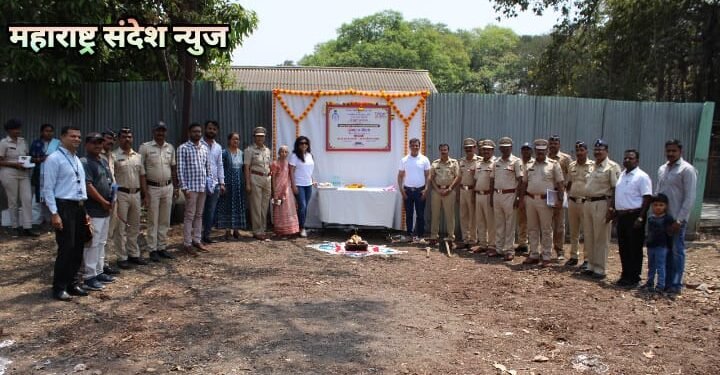 येरवडा मध्यवर्ती कारागृह, पुणे येथे बंद्यांच्या नातलगाकरीता सर्व सोई- सुविधा उक्त प्रतिक्षालयाचे भूमिपूजन.