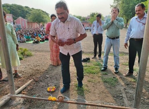 भारत विद्यालय हिंगणघाट येथे उन्हाळी छंद शिबिराचे उदघाटन.