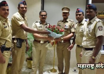 नागपुर शहरातील पाचपावली पोलीस स्टेशनच्या बीट मार्शलनी वाचवला एका गळफास घेणाऱ्या इसमाचा जीव.