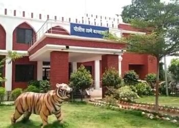 बल्लारपुर में वेकोली क्वार्टर का ताला तोड़कर चोरी, 1 लाख 60 हजार रुपये के गहने लूटे।