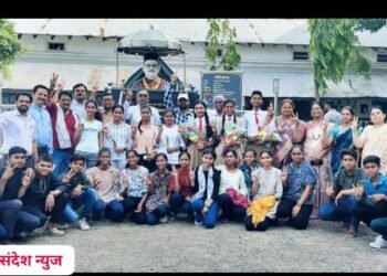 भालेराव हायस्कूल व कनिष्ठ विज्ञान महाविद्यालय येथे गुणवंत विद्यार्थ्यांचा सत्कार.