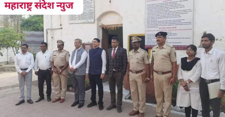 वर्धा जिल्ह्याचे प्रमुख जिल्हा व सत्र न्यायधीश संजय भारुका यांची वर्धा जिल्हा कारागृहास भेट.