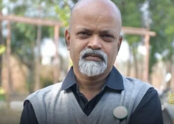 पराभवानंतर अकोलातून  काँग्रेसची पहिली विकेट प्रदेश सचिव प्रशांत गावंडे यांची काँग्रेस पक्षातून हकालपट्टी.