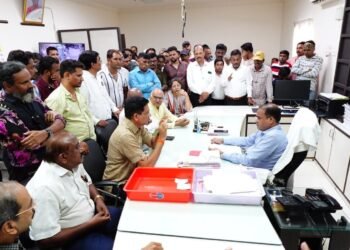 हिंगणघाट शहरात गरिबांचे अतिक्रमण, मोठ्यांचे डेकोरेशन? बेरोजगारानी जगायचं तरी कसं?