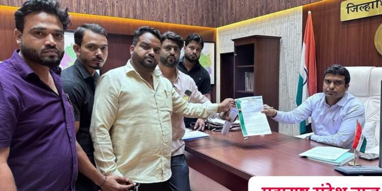 ईराई नदी के तट पर गोंड कालीन किल्ले के तर्ज पर 20 फुट ऊंची पत्थर की दीवार बनाओ AIMIM पार्टी चंद्रपुर की मांग.