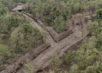 धाम नदीच्या पाणलोट क्षेत्रात पाणीपातळी वाढण्यास मदत, चला जाणूया नदीला अभियानांतर्गत विविध कामे.