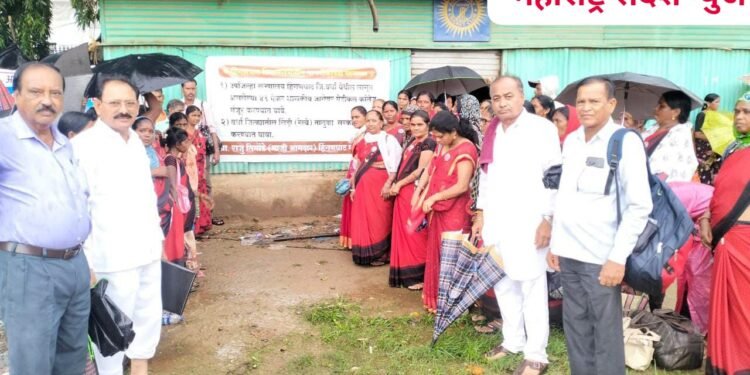 हिंगणघाट उपजिल्हा रुग्णालय लगत मेडिकल कॉलेजची जागा निश्चित करण्याची मागणी घेऊन दुसऱ्या दिवशी मुंबईच्या आझाद मैदानावर धरणे आंदोलन सुरू.