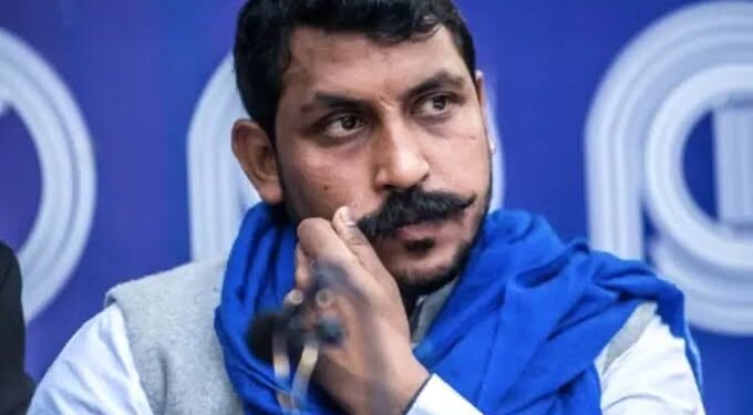 नगिना लोकसभा मतदारसंघातून भीम आर्मीचे प्रमुख चंद्रशेखर आझाद यांचा दणदणीत विजय.