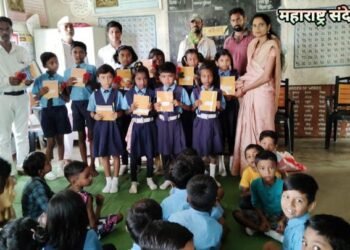 आजचे नवागत हे, उद्याचे भविष्य सुप्रसिद्ध कवयित्री लेखिका संगीता ठलाल यांचे प्रतिपादन.