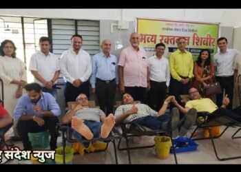 इंडियन मेडिकल असोसिएशन सावनेर शाखे तर्फे भव्य रक्तदान शिबिराचे यशस्वी आयोजन, 80 युनिट रक्त संकलन.