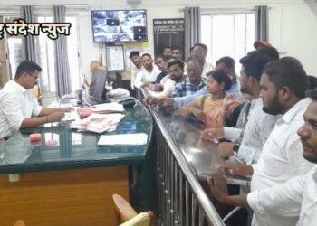 प्रास्तावित शासकीय वैद्यकीय महाविद्यालय वेळा येथेच व्हावे या मागणीसाठी उपविभागीय कार्यालय वर मोर्चा.