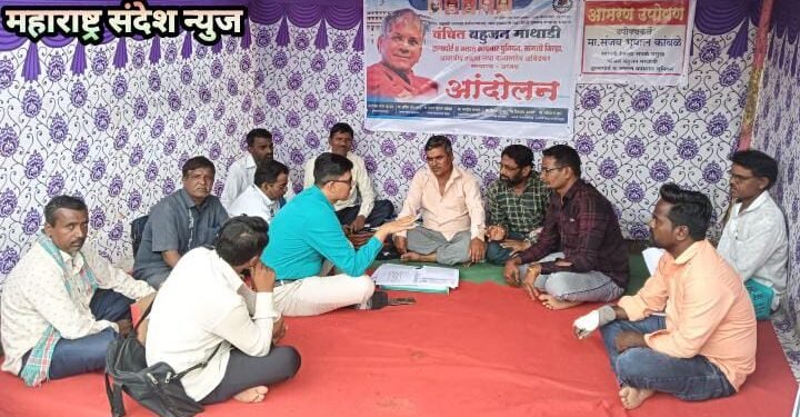 बांधकाम कामगारांच्या न्याय हक्कासाठी वंचित माथाडी ट्रान्सपोर्ट व जनरल कामगार युनियन जिल्हा संपर्क प्रमुख संजय कांबळे यांचे अमरण उपोषण.