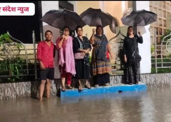 हिंगणघाट शासकीय वैद्यकीय महाविद्यालय स्थळनिश्चीती व 400 बेड बांधकामासाठी महिला कृती समितीचे आंदोलन आज 214 वा दिवस.