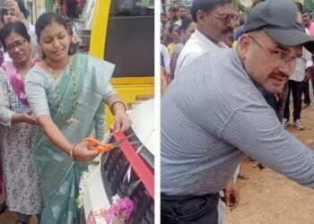 एटापल्ली येथे विध्यार्थ्यांना ट्रॅव्हल व रूग्णांसाठी रुग्णवाहिका वाहनांचा लोकार्पण सोहळा नगर अध्यक्षा दिपयंती पेंदाम यांचे हस्ते संपन्न.