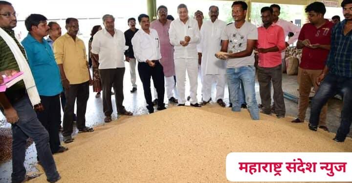 नवीन तंत्रज्ञानाचा वापर करुन पिक उत्पादनात वाढकरण्यासाठी बाजार समितीने शेतकऱ्याना सहकार्य कराव: ॲङ निलेश हेलोंडे पाटील