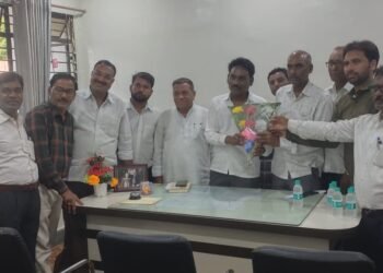 सावनेर पंचायत समितीचे नवनिर्वाचित सभापती गोविंदराव ठाकरे यांचा सत्कार.