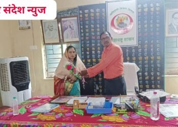 प्रेरणादायी मार्गदर्शनाचे उपक्रमासाठी मुख्य वक्ते तथा सामाजिक कार्यकर्त्या संगीता ठलाल यांचा शाल व श्रीफळ देऊन सत्कार