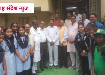 आरोग्य शिबिरात 300 विद्यार्थ्यांची निशुल्क सिकलसेल तपासणी, उपजिल्हा रुग्णालय व पत्रकार संघाचा पुढाकार विद्यार्थ्यांचा उस्फूर्त प्रतिसाद.