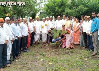 राष्ट्रसंतांच्या विचाराने प्रेरित होऊन वृक्षारोपण व प्रबोधनाद्वारे गुरुदेव सेवकाचा श्रद्धांजली कार्यक्रम संपन्न.
