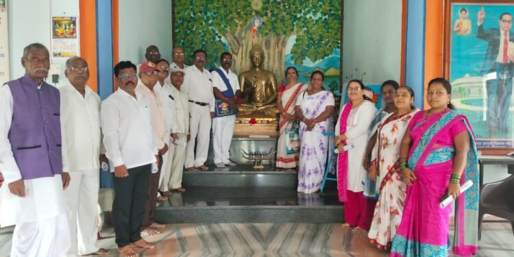 बौद्ध धम्म संस्कार संघ श्रावस्ती विहार सांगलीच्या वतीने वर्षावासच्या अनुषंगाने बुद्ध आणि त्याचा धम्म गंथाचे वाचन.