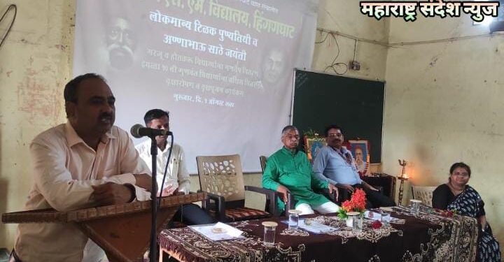 एस एस एम विद्यालय हिंगणघाट येथे गरजू व होतकरू विद्यार्थ्यांना गणवेश, शैक्षणिक साहित्य वितरण व वृक्षारोपण कार्यक्रम संपन्न.