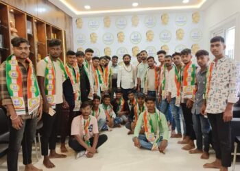 राष्ट्रवादी काँग्रेस (श.प) पक्षामध्ये हिंगणघाट शहरातील अनेक युवकाचा पक्ष प्रवेश.