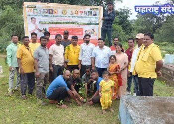 आलापल्ली येथे जागतिक आदिवासी दिनानिमित्त माजी आमदार दिपकदादा आत्राम यांच्या हस्ते वृक्षारोपण संपन्न.