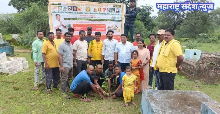 आलापल्ली येथे जागतिक आदिवासी दिनानिमित्त माजी आमदार दिपकदादा आत्राम यांच्या हस्ते वृक्षारोपण संपन्न.