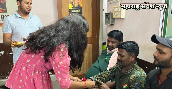 रोट्रक्ट क्लब ऑफ बल्लारपूरच्या वतीने अग्निशामक दल व पोलिस दला सोबत साजरा केला रक्षाबंधन सण.