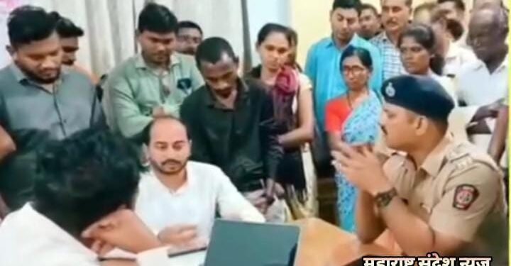 पुलगाव-शिरपूर रोड दुरुस्तीच्या मागणी बाबत निवेदन देताच दोनच दिवसात भर पावसात कामाला सुरुवात केली.