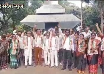 छत्रपतीं महाराजांचा पुतळा कोसळणे हे अत्यंत वेदनादायी, बांधकाम मंत्र्यांनी महाराष्ट्रांची माफी मागावी.