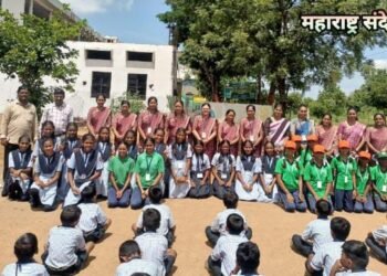 आदर्श शाळेच्या 14 व 17 वर्ष वयोगटातील मुलींची शालेय कबड्डी खेळाकरिता जिल्हा स्तरावर निवड.