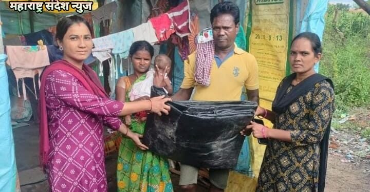 माजी जि.प.अध्यक्ष अजय कंकडालवार यांच्या कडून शंकर सिडाम परिवाराला ताडीपत्री मदत.