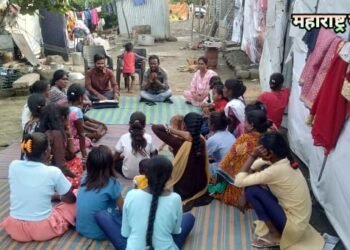 विदर्भ विमुक्त भटके, आदिवासी संयोजन समितीच्या हिंगणघाट येथे आदिवासी कोरकू-गोंड वस्तीवर जनजागृती बैठक संपन्न.