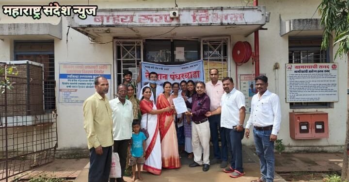 मरावे परी नेत्र रुपी उरावे, सुप्रसिद्ध साहित्यिक समाज सेविका संगीता ठलाल यांनी केले नेत्रदान.