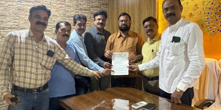 एम. फिल अहर्ता धारक अध्यापकांना कॅशचे लाभ लागू करा: गोंडवाना यंग टीचर्स असोसिएशनची मागणी.