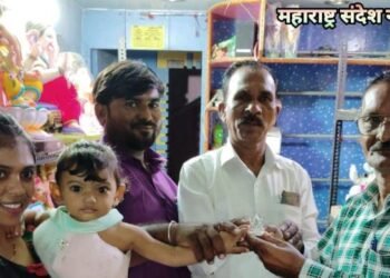 सावनेर येथे गणपती मूर्ती खरेदीवर लकी ड्रॉ चा वर्षाव.