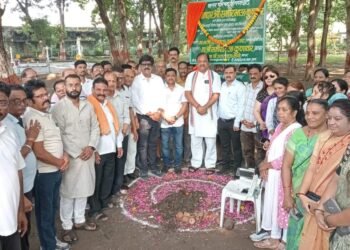 छत्रपती शिवाजी महाराज उद्यान येथील वेगवेगळ्या 3 कोटी रुपयांच्या विकास कामांचे भूमिपूजन व लोकार्पण सोहळा संपन्न.