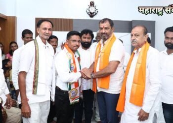 सक्षम महिला नागरी बँकेचे व्यवस्थापक अनिल बुराडे यांच्या राष्ट्रवादी काँग्रेस पक्षात पक्ष प्रवेश.